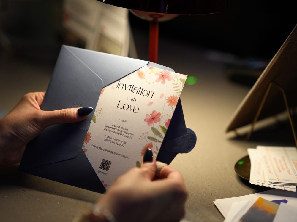 썸온 파티 초대장 — Invitation with Love